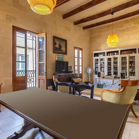 7 At Palazzo Seraphim Boutique Living In St Julians