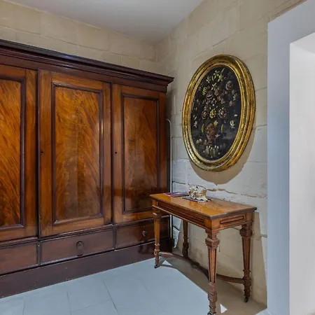 7 At Palazzo Seraphim Boutique Living In St Julians