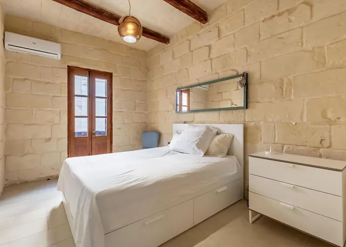 Maison d'hôtes 7 At Palazzo Seraphim Boutique Living In St Julians San Ġiljan