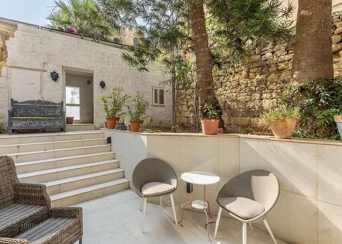 7 At Palazzo Seraphim Boutique Living In St Julians San Ġiljan
